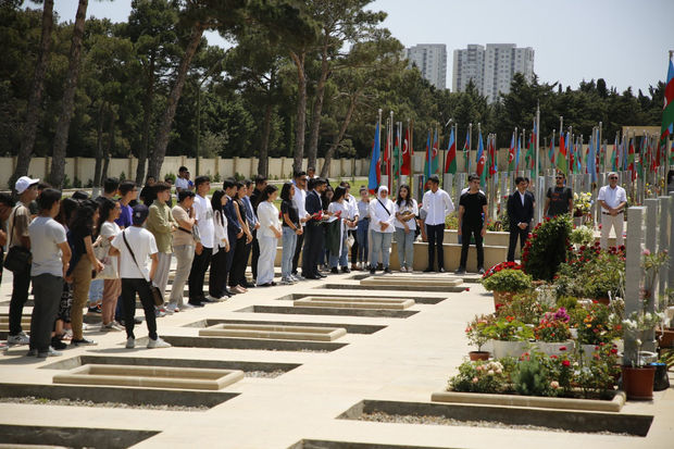 Polad Həşimovun xatirəsi silsilə tədbirlərlə yad edildi